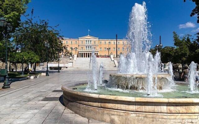 Central 44 Wow Casual Suite