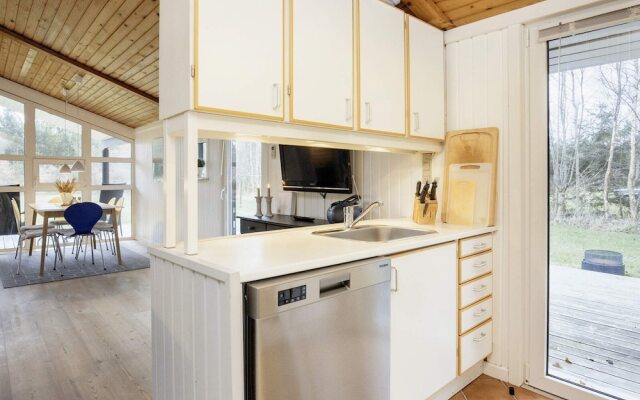 6 Person Holiday Home in Jerup