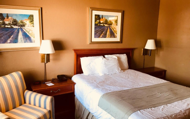 Americas Best Value Inn Laredo