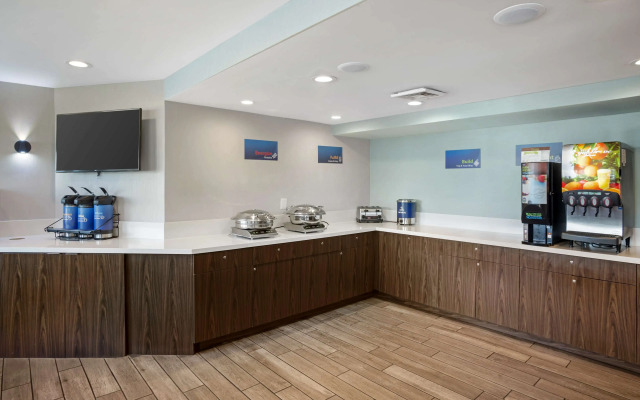 Best Western Shadow Inn