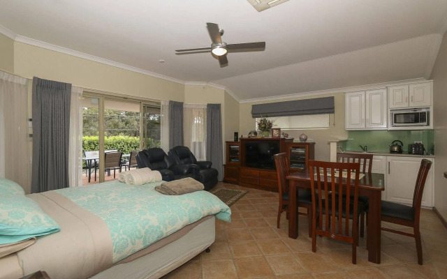 The Good Life Bed & Breakfast