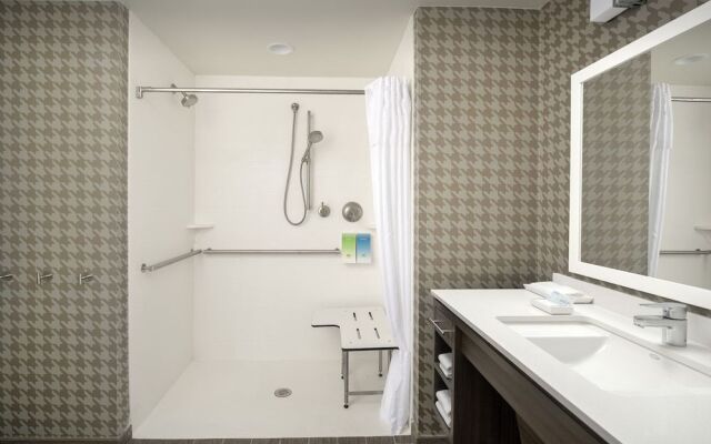 Home2 Suites by Hilton Miami Doral West Airport