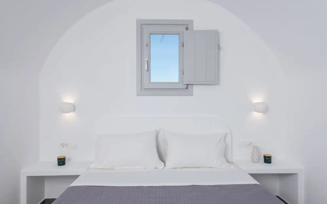 Golden View Jacuzzi Suites