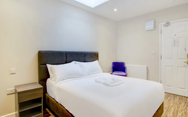 Gissons Hotel by OYO Rooms