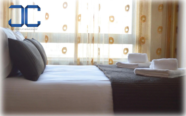 Learn Porto Apartment by JC