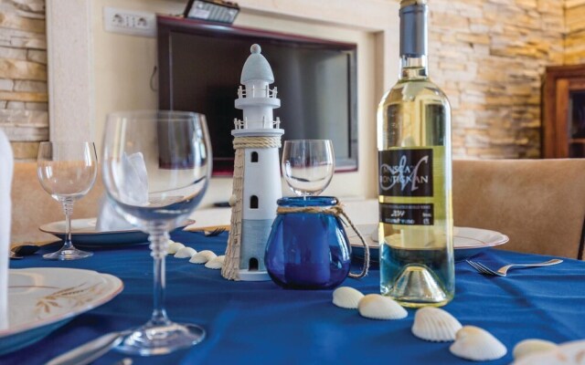 Awesome Home in Klenovica With Wifi and 2 Bedrooms