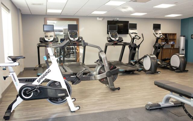 Hampton Inn & Suites Dundee