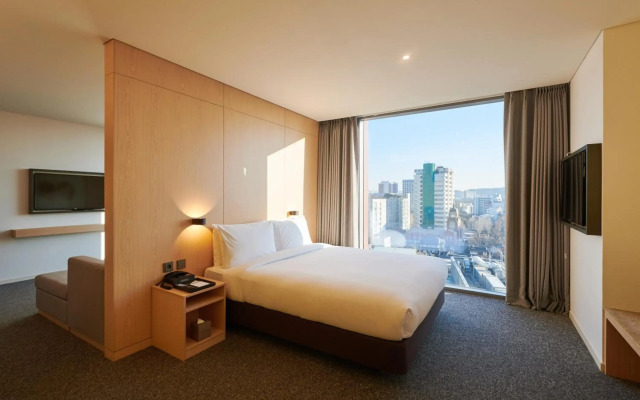 Nine Tree By Parnas Seoul Insadong