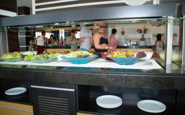 Karya Family Resort – All inclusive