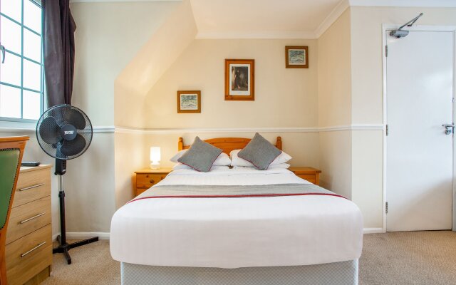 Flexistay Ambers Gatwick Aparthotel