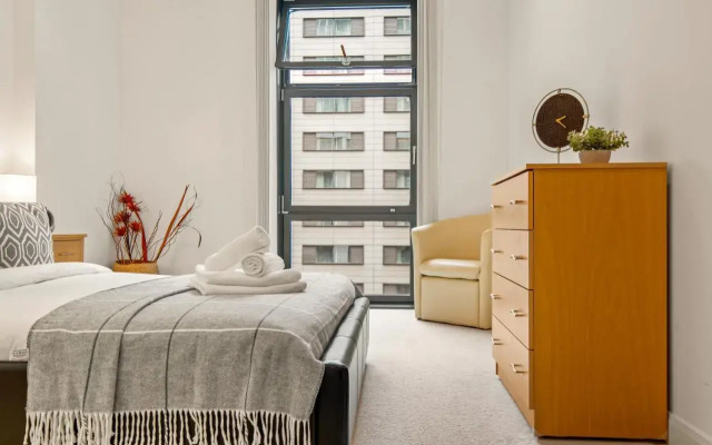 South Quay Serviced Apartments By Mysquare