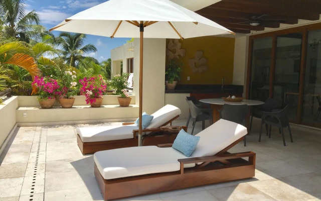 Condo Bahia 2 by Vallarta Rentals