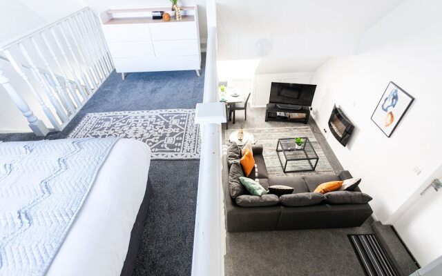 Elmsleigh Lofts by Sorted Stay