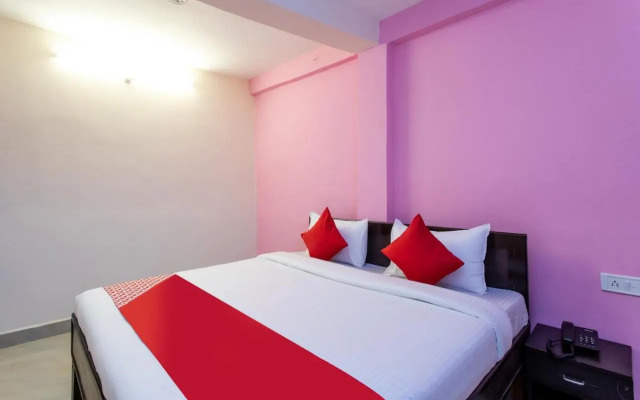 OYO 27817 Hotel Decision