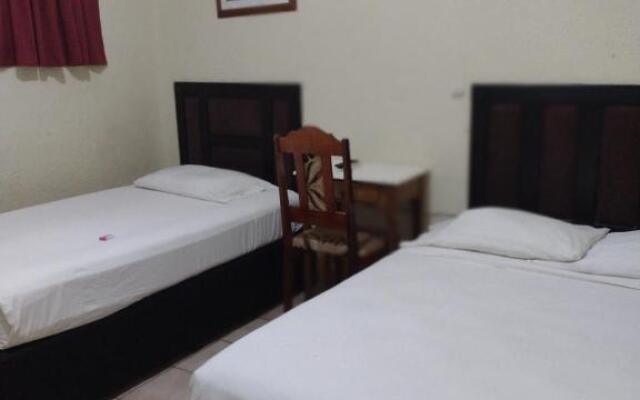 Rosa's Hotel