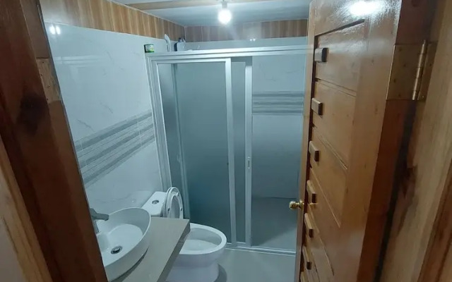 Quarry Bay Hometel