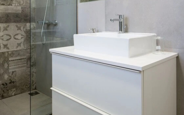 The City Escape Corner