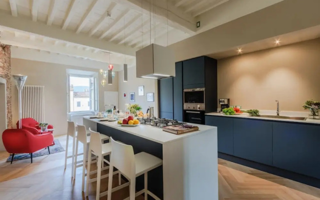 Casa Pino in Lucca With 2 Bedrooms and 2 Bathrooms