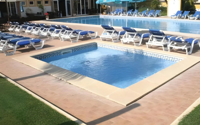 Giramar Apartamentos Turisticos