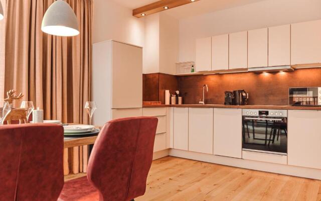 die Tauplitz Lodges - Bergblick Lodge B6 by AA Holiday Homes