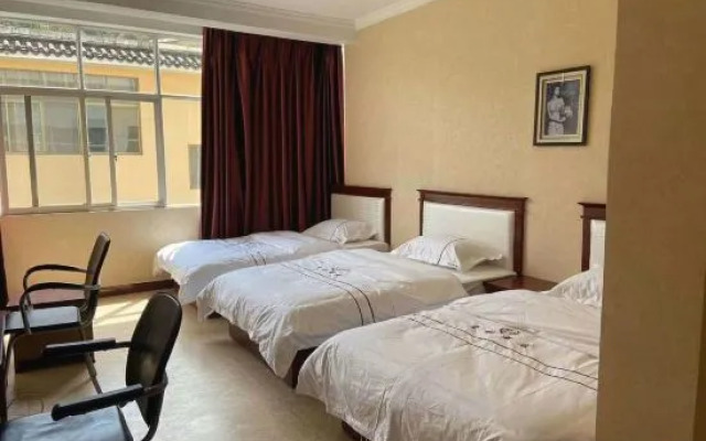 Chuxiong Lanqin Hotel