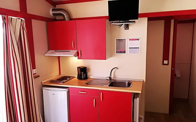 Orbitur Viana Do Castelo Bungalows - Caravan Park