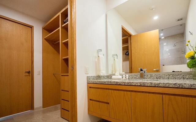 Condo Solaria G303 in Ventanas Residencial