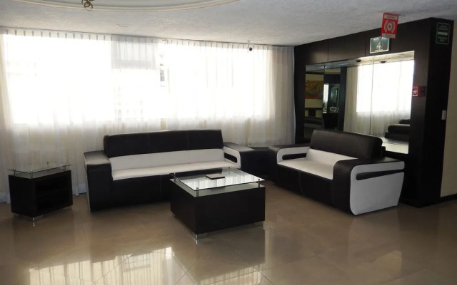 Roma, Suites & Business Center