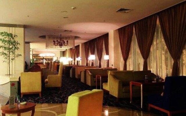 Oriental Hotel