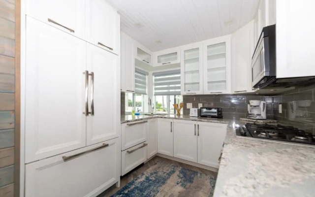Tropic Isle Boutique Hotel