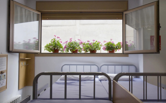 Albergue Albas - Hostel