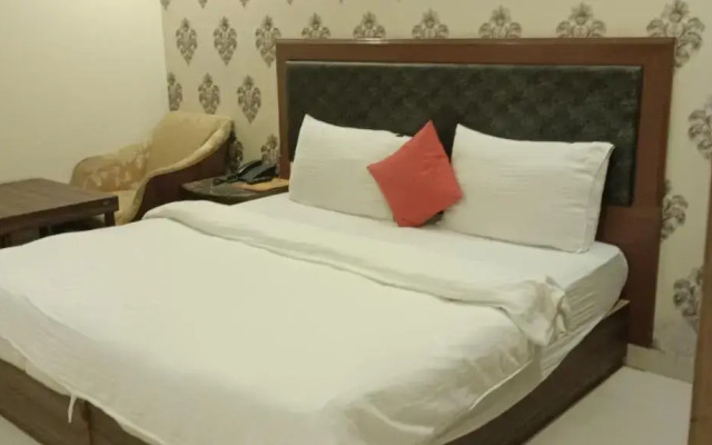 Oyo 88024 Hotel Namastey