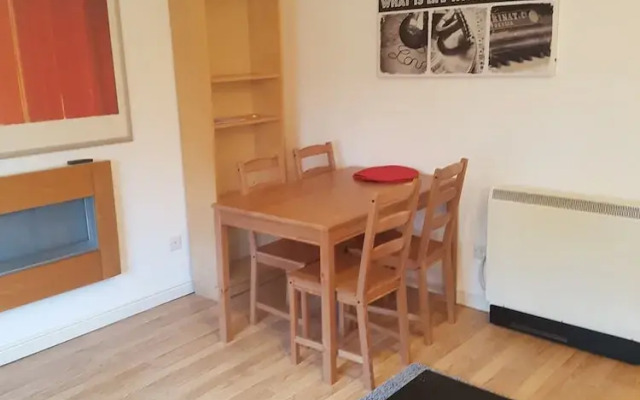 Livingston Contract & Business Apartment