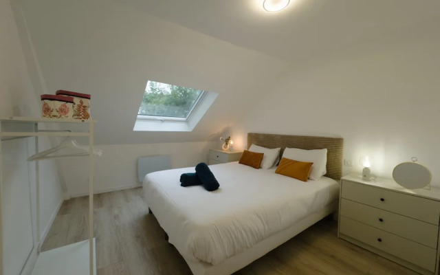 Modern Comfort in the Heart of Le Mans