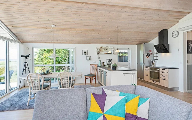 7 Person Holiday Home in Hojslev