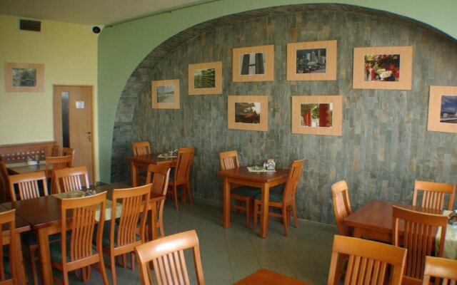 Hotel Solitaire FREE Parking Self Check-in