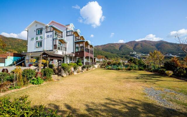 Oulim Pension