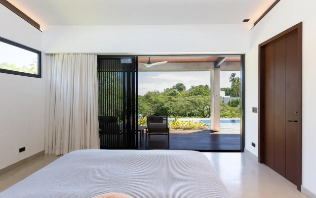 Villa Futura by Acomodo