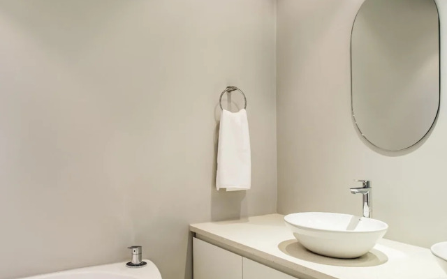 Picturesque Seaside Haven Aretzi