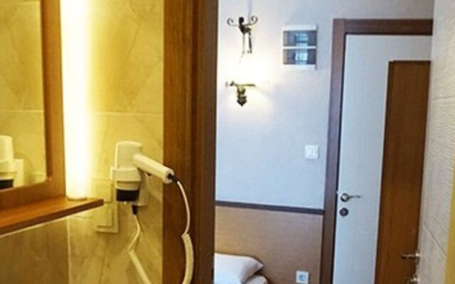 Aqua Boss Hotel
