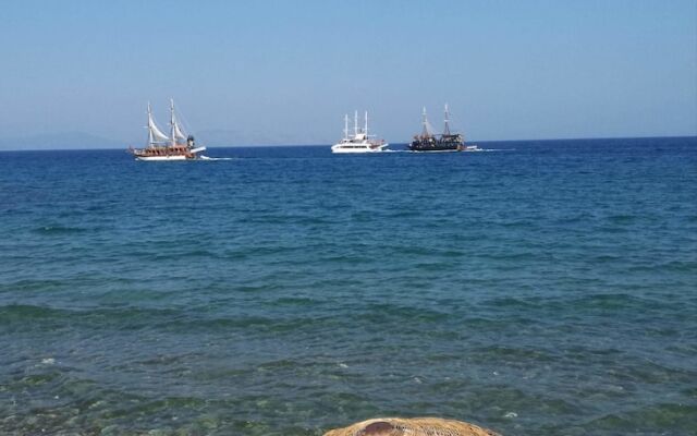 Bella Pino Beach Club Hotel