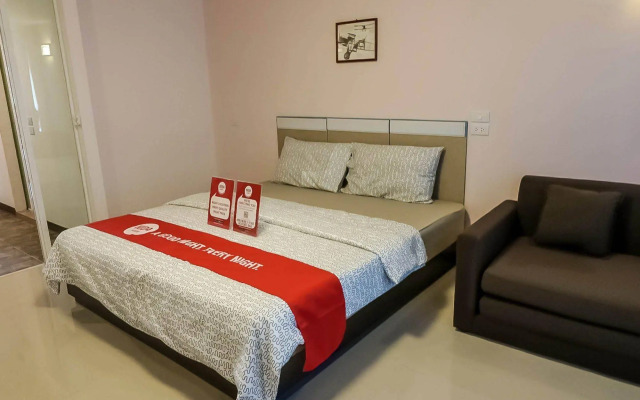 Nida Rooms Samanchan Lunatic