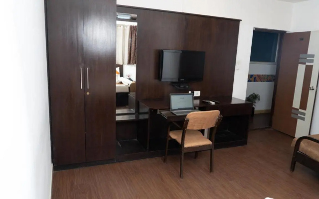 Hotel Scarlet