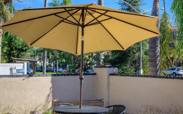 Coronado Inn