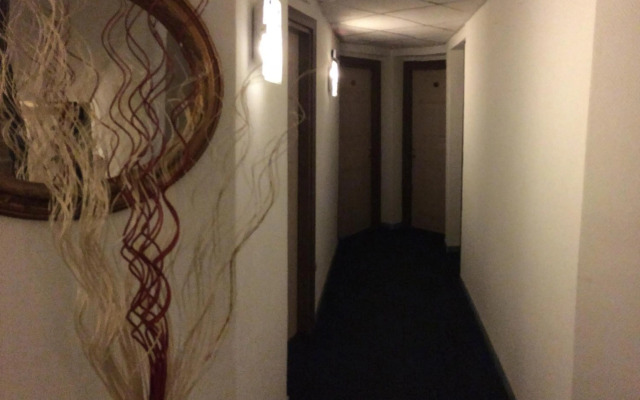 Hotel Clinton