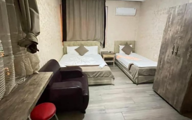 Ozgur Hotel Isiklar