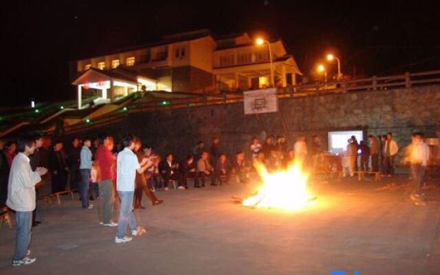 Tiantangzhai Holiday Hotel