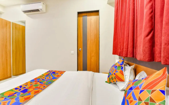 Fabhotel Happinex