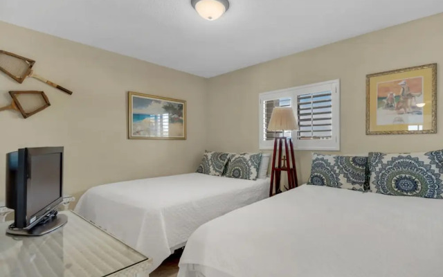 Huntington By The Sea 303