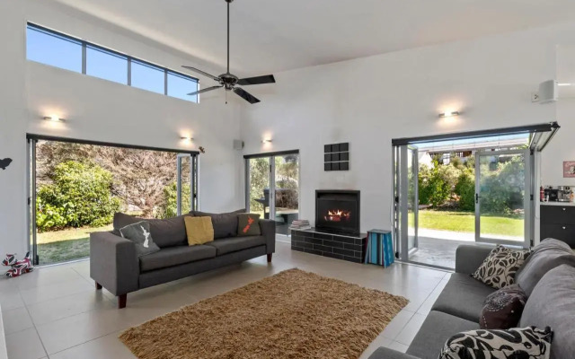 Seabreeze Bach - Mangawhai Heads Holiday Home